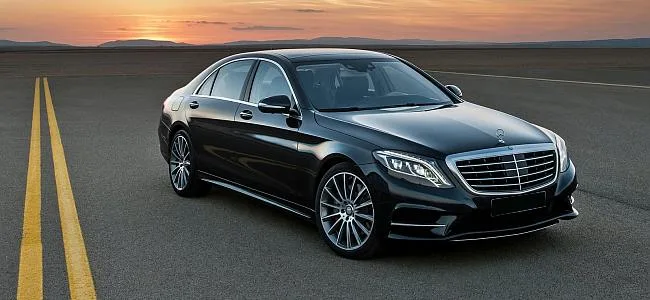 Top Benefits of Hiring a Professional Limo Service