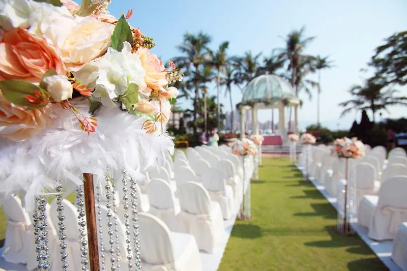 Essential Spring Wedding Planning Tips with Exclusive Transportation Options