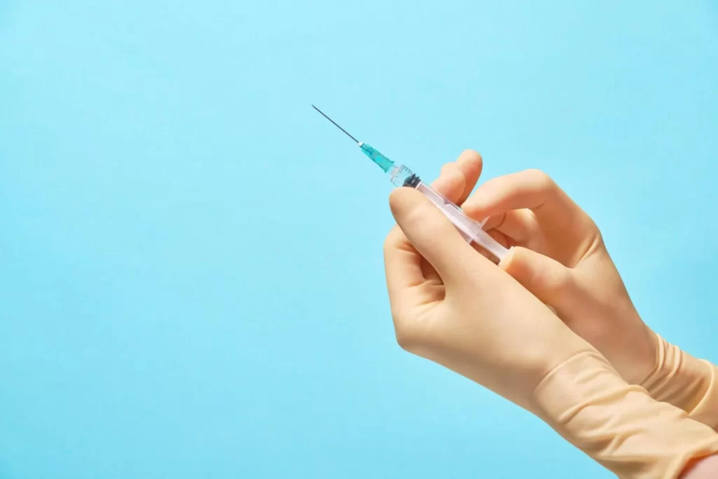Legislators Call for Mandatory Vaccines for Plane Travelers