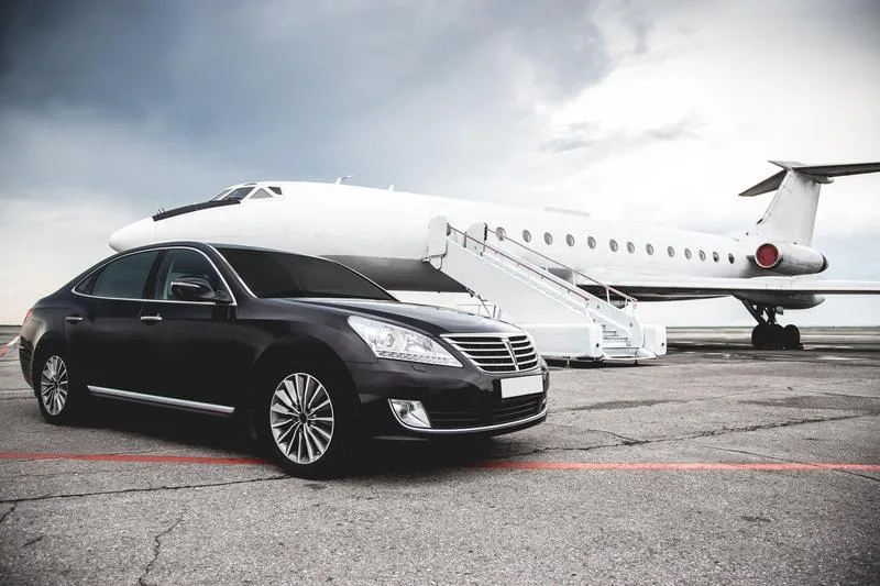 Experience Seamless Travel by Combining Private Jet and Luxury Car Services